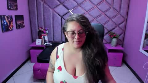 sara_thonson_ online show from 01/06/26, 02:32