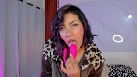 sara_zc online show from 01/12/26, 12:43