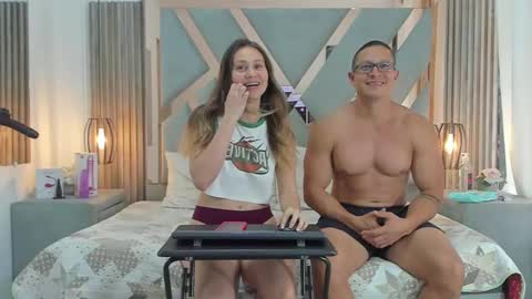 Snapshot of saraandjhony chatting on 01/24/25, 05:21 saraANDyoni online show from 01/24/25, 05:21