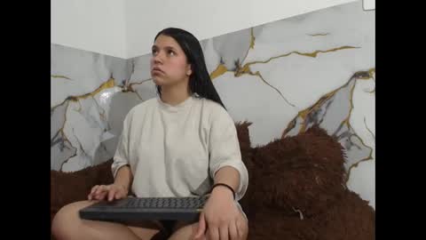 sara and thomas online show from 01/06/26, 12:25