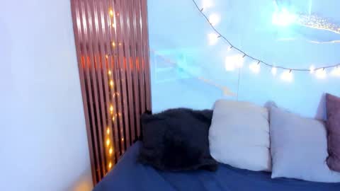 SARAHGIL online show from 03/15/26, 07:09