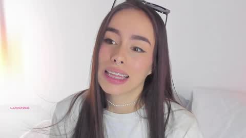 Sara online show from 12/05/24, 05:06