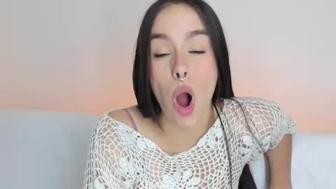 Sara online show from 12/19/25, 10:17