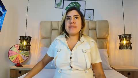 sarablonde_t online show from 04/06/26, 07:26