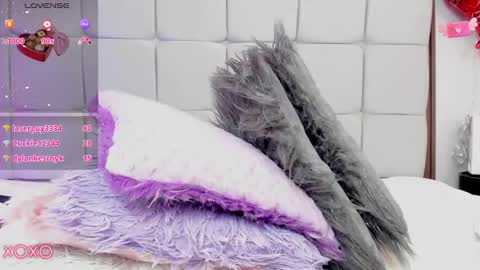   online show from 02/19/25, 04:11