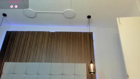   online show from 09/20/25, 10:05