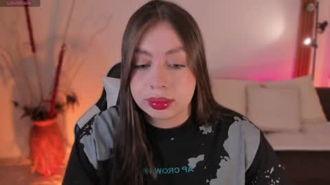 sara cavali online show from 04/14/26, 05:19