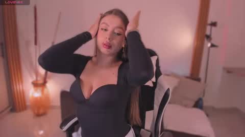 sara cavali online show from 07/13/26, 07:27
