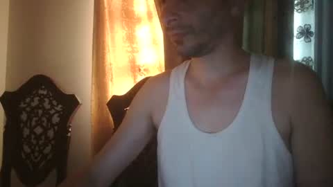 Snapshot of saraclit chatting on 10/02/25, 08:32 pass kika online show from 10/02/25, 08:32