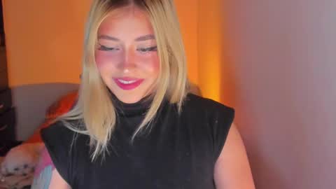 saradiazxxx online show from 05/03/26, 12:22