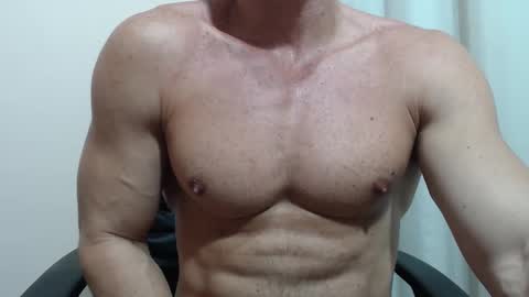 saradorj92 online show from 02/10/26, 03:32