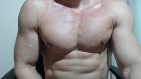 saradorj92 online show from 02/27/26, 03:39