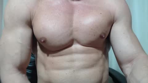 saradorj92 online show from 04/02/26, 03:04