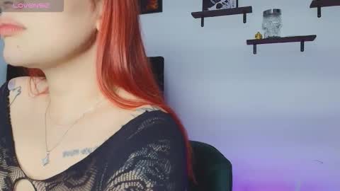 Snapshot of saraevil chatting on 09/28/25, 07:25 Sara online show from 09/28/25, 07:25