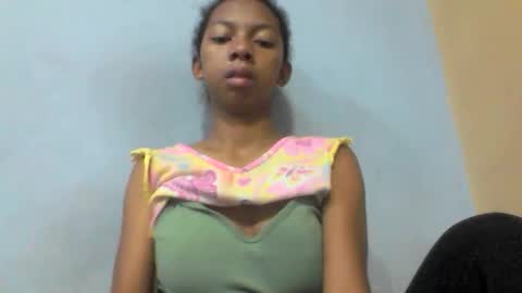 sarah146341 online show from 05/20/26, 04:40