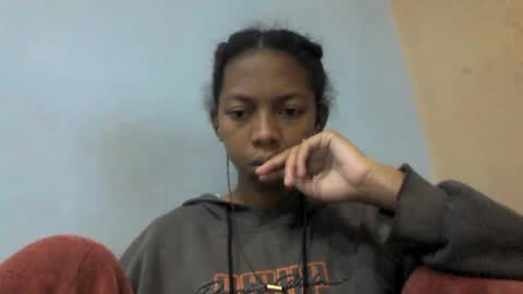 sarah146341 online show from 06/15/26, 05:53