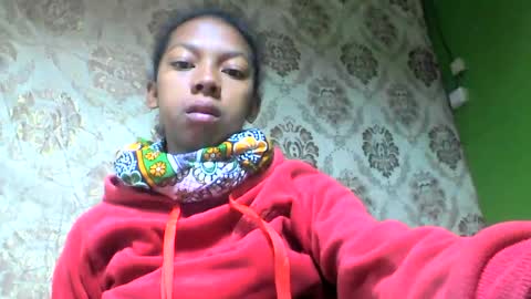 sarah146341 online show from 07/02/26, 03:34