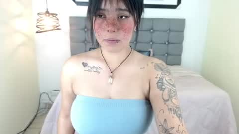 Sarah Moon online show from 06/16/26, 04:09