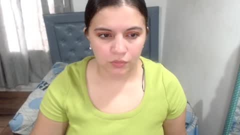 Snapshot of sarah_acero chatting on 05/14/26, 02:57 sarah online show from 05/14/26, 02:57