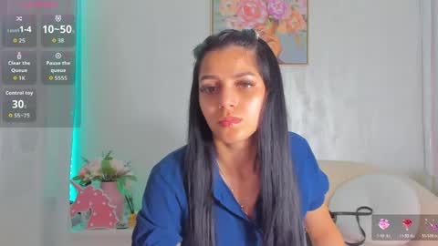 Snapshot of sarah_blake_ chatting on 06/05/26, 09:15 Sara online show from 06/05/26, 09:15