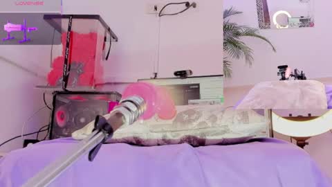 sarah_carter__ online show from 05/18/26, 04:07