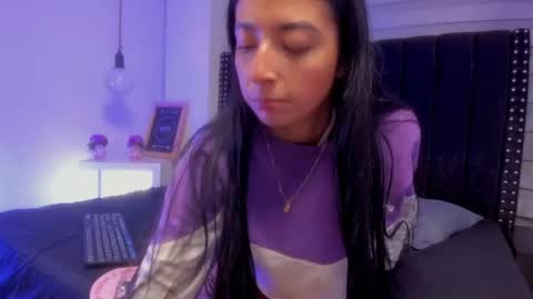 sarah_collens_ online show from 05/23/26, 11:42
