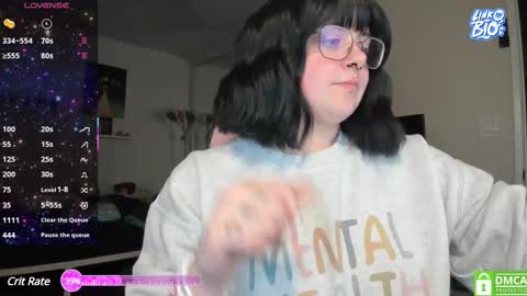 Snapshot of sarah_e_xx chatting on 03/04/25, 02:38 Sarah online show from 03/04/25, 02:38