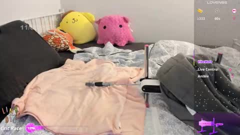 Snapshot of sarah_e_xx chatting on 11/07/25, 01:16 Sarah online show from 11/07/25, 01:16