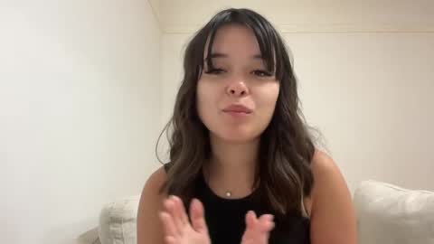 Snapshot of sarah_heart_aus chatting on 01/17/25, 10:55 Sarah Heart Aus online show from 01/17/25, 10:55