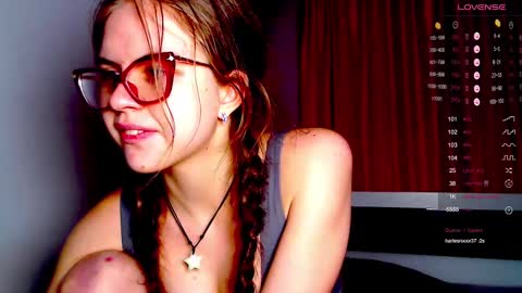 Sarah online show from 02/21/25, 01:11