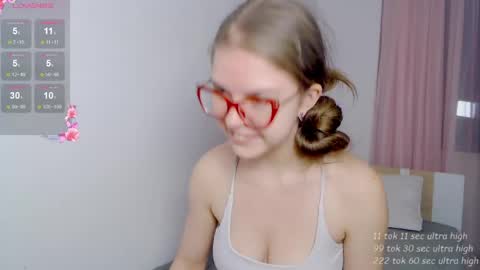 Sarah online show from 04/15/26, 05:42