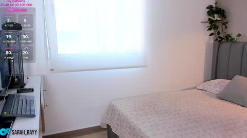 sarah_rayy online show from 01/29/25, 09:17