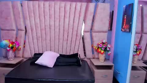 Sarah online show from 02/12/26, 03:18