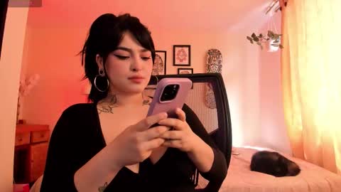   online show from 02/12/26, 02:45