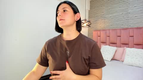 Sarah Deyvis online show from 01/21/25, 02:48