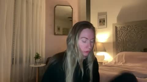 Sarah online show from 06/10/26, 04:56