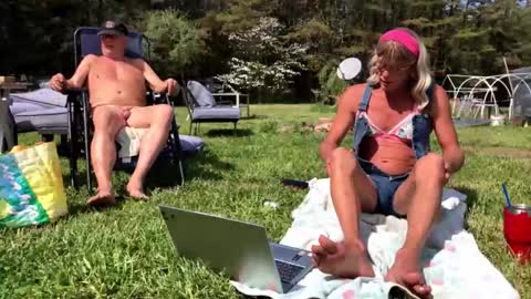 Snapshot of sarahhampton chatting on 04/08/26, 07:47 CdSissySarah online show from 04/08/26, 07:47