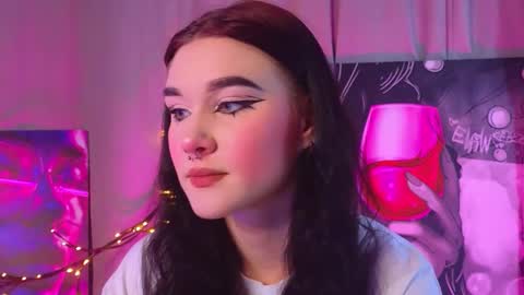 Sarah  online show from 12/19/25, 11:23