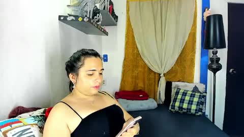  SARAHJEY     online show from 05/25/26, 06:58
