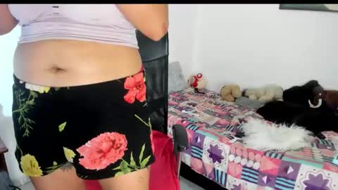 Sarah online show from 12/22/25, 05:10