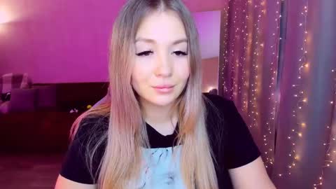 Sarah online show from 03/10/25, 09:29