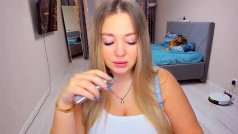 Sarah online show from 01/07/26, 01:24