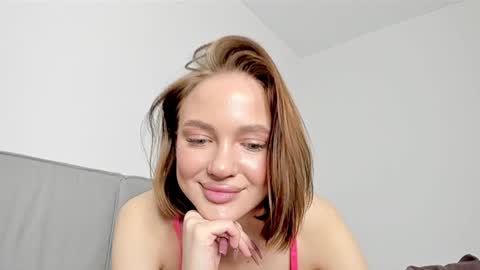 Snapshot of sarahphyllis chatting on 12/27/24, 12:29 sarahphyllis online show from 12/27/24, 12:29