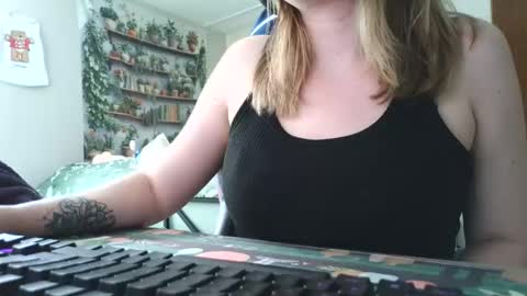 Sarah online show from 05/30/26, 07:55