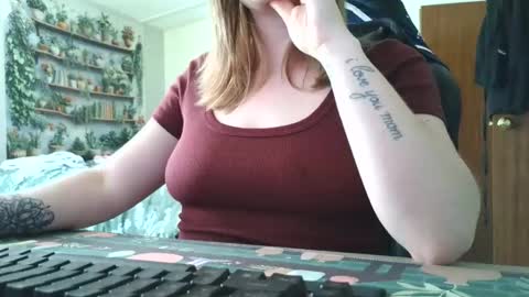 Sarah online show from 06/03/26, 08:14