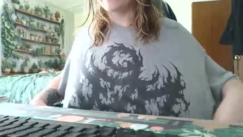 Sarah online show from 06/04/26, 08:04