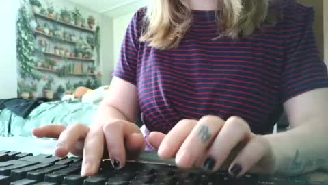 Sarah online show from 06/29/26, 08:20