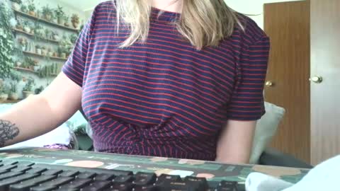 Sarah online show from 07/31/26, 10:31