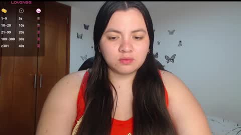 Snapshot of sarahros1 chatting on 10/10/25, 04:11 Sarah online show from 10/10/25, 04:11