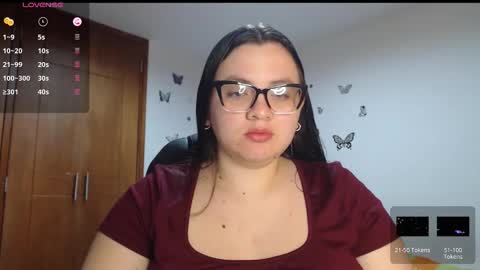 Sarah online show from 10/28/25, 04:16